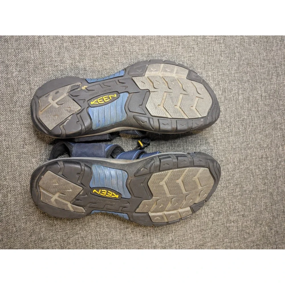 Keen Newport H2 Mens Closed Toe Hiking Water Sandals Navy Blue Shoes Size 11.5